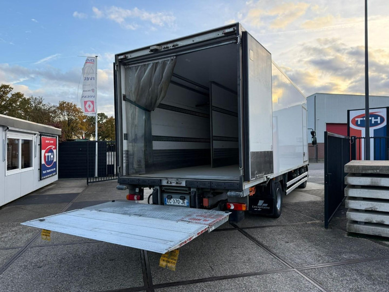 Renault D210.14 Frigobox Multitemp + Taillift THERMO KING T800R - Refrigerated truck: picture 4 Renault D210.14 Frigobox Multitemp + Taillift THERMO KING T800R - Refrigerated truck: picture 4