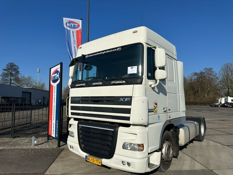 DAF XF105.410 SpaceCab Manual gearbox + Intarder - Tractor unit: picture 2 DAF XF105.410 SpaceCab Manual gearbox + Intarder - Tractor unit: picture 2