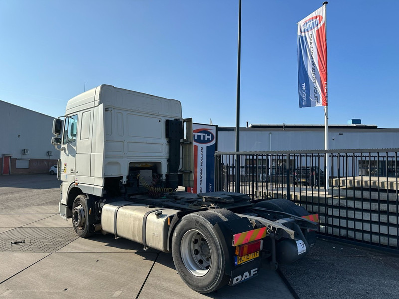 DAF XF105.410 SpaceCab Manual gearbox + Intarder - Tractor unit: picture 4 DAF XF105.410 SpaceCab Manual gearbox + Intarder - Tractor unit: picture 4