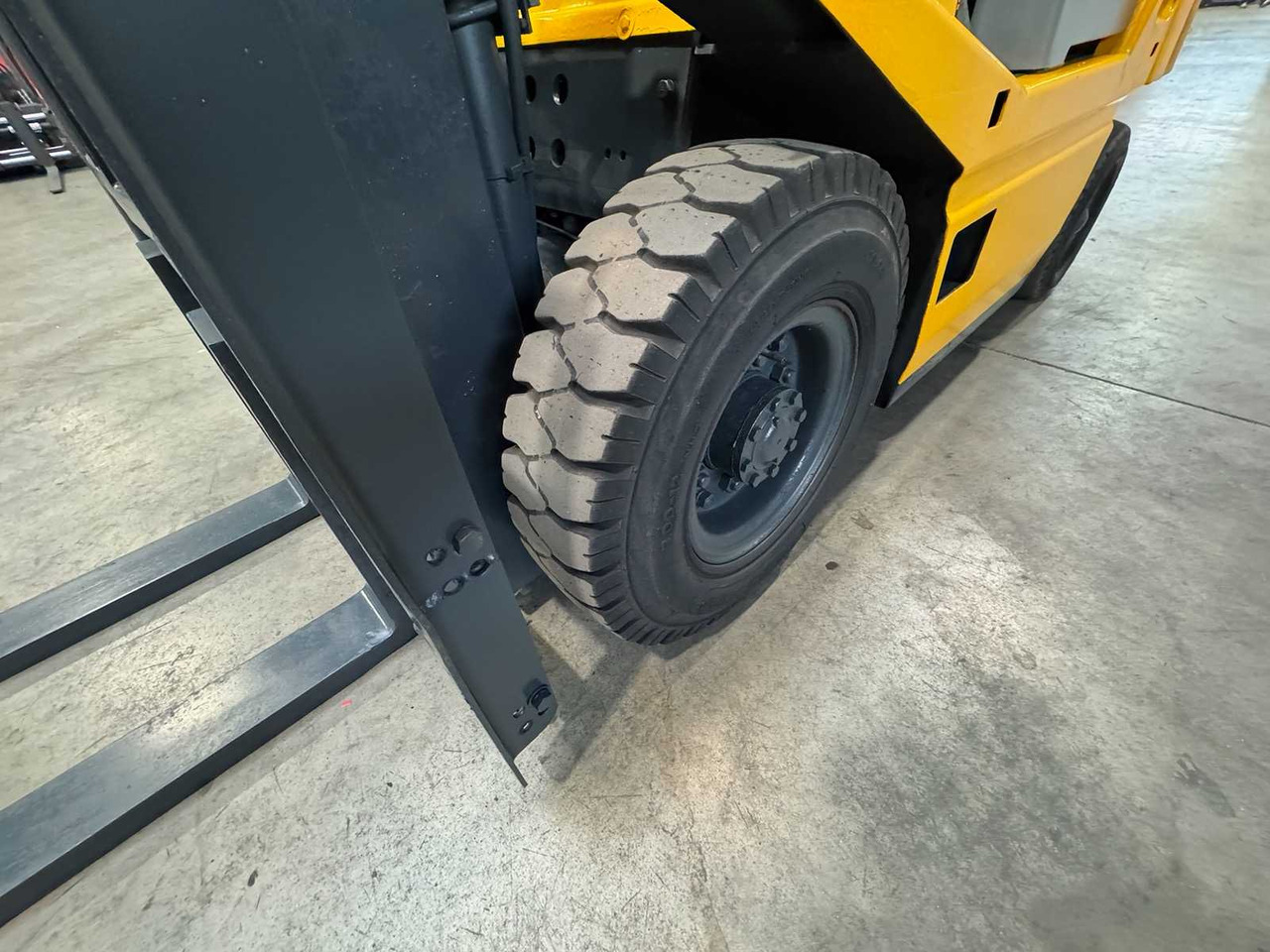 Forklift 1990 UVV 11/2026 TCM FD25Z2S 2,500KG DIESEL FORKLIFT 2,883 HOURS ISUZU ENGINE: picture 9