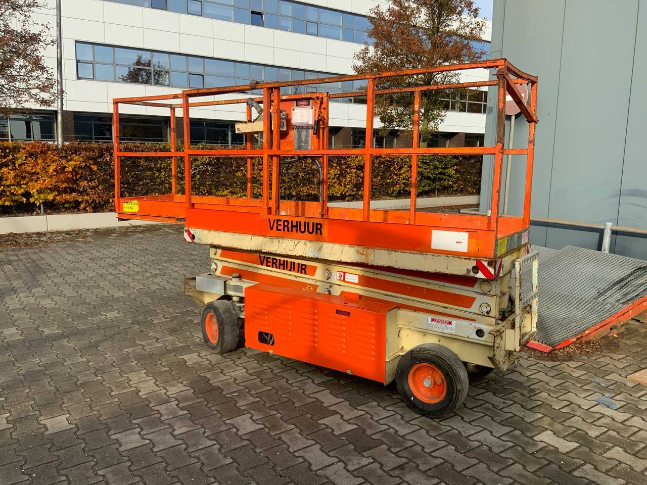 1992 JLG CM20N AERIAL PLATFORM - Aerial platform: picture 1 1992 JLG CM20N AERIAL PLATFORM - Aerial platform: picture 1