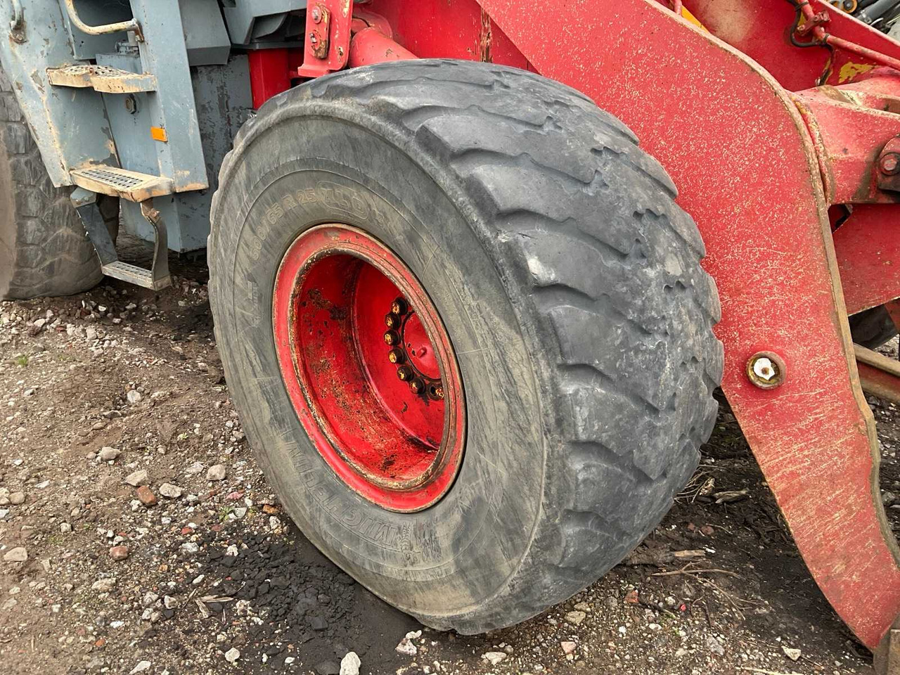 Wheel loader 1996 KOMATSU WH320-3H WHEEL LOADER: picture 21 Wheel loader 1996 KOMATSU WH320-3H WHEEL LOADER: picture 21