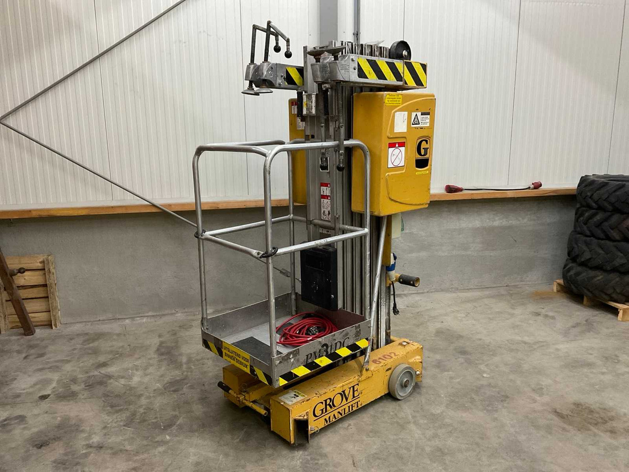 1998 GROVE MANLIFT PM31DC AERIAL WORK PLATFORM - Aerial platform: picture 1 1998 GROVE MANLIFT PM31DC AERIAL WORK PLATFORM - Aerial platform: picture 1