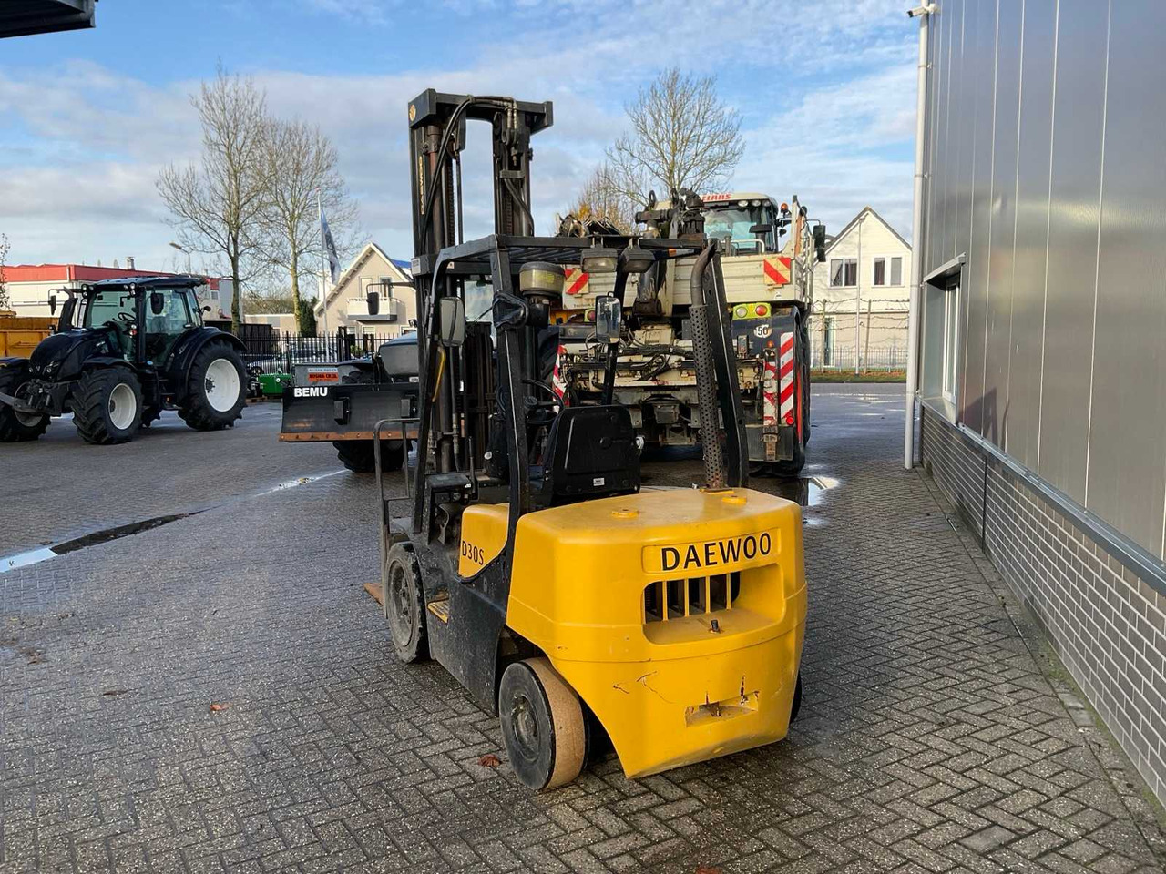 2001 DAEWOO D30S FORKLIFT - Forklift: picture 5 2001 DAEWOO D30S FORKLIFT - Forklift: picture 5