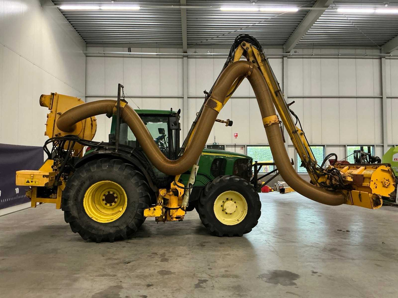 2003 JOHN DEERE 6920 FOUR-WHEEL DRIVE FARM TRACTOR + SHEPHERD - Farm tractor: picture 4 2003 JOHN DEERE 6920 FOUR-WHEEL DRIVE FARM TRACTOR + SHEPHERD - Farm tractor: picture 4