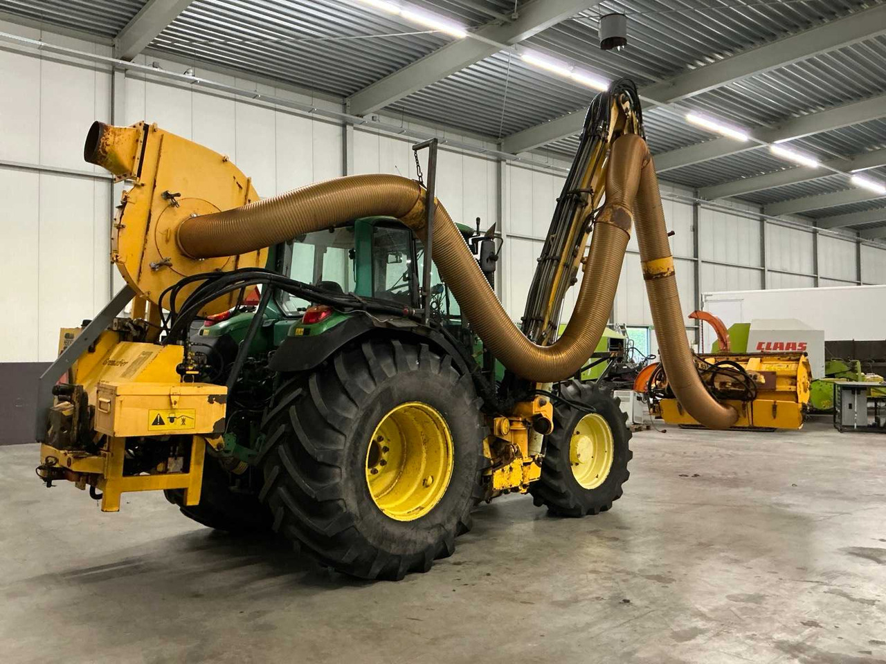 2003 JOHN DEERE 6920 FOUR-WHEEL DRIVE FARM TRACTOR + SHEPHERD - Farm tractor: picture 5 2003 JOHN DEERE 6920 FOUR-WHEEL DRIVE FARM TRACTOR + SHEPHERD - Farm tractor: picture 5