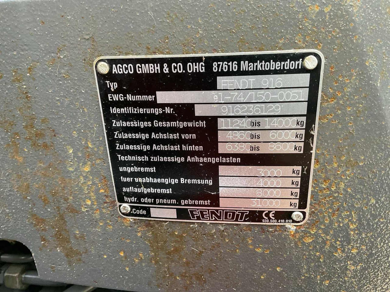 Farm tractor 2004 FENDT 916 VARIO TMS ALL-WHEEL DRIVE AGRICULTURAL TRACTOR: picture 45 Farm tractor 2004 FENDT 916 VARIO TMS ALL-WHEEL DRIVE AGRICULTURAL TRACTOR: picture 45