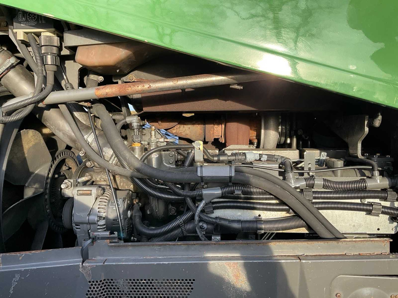 Farm tractor 2004 FENDT 916 VARIO TMS ALL-WHEEL DRIVE AGRICULTURAL TRACTOR: picture 42 Farm tractor 2004 FENDT 916 VARIO TMS ALL-WHEEL DRIVE AGRICULTURAL TRACTOR: picture 42