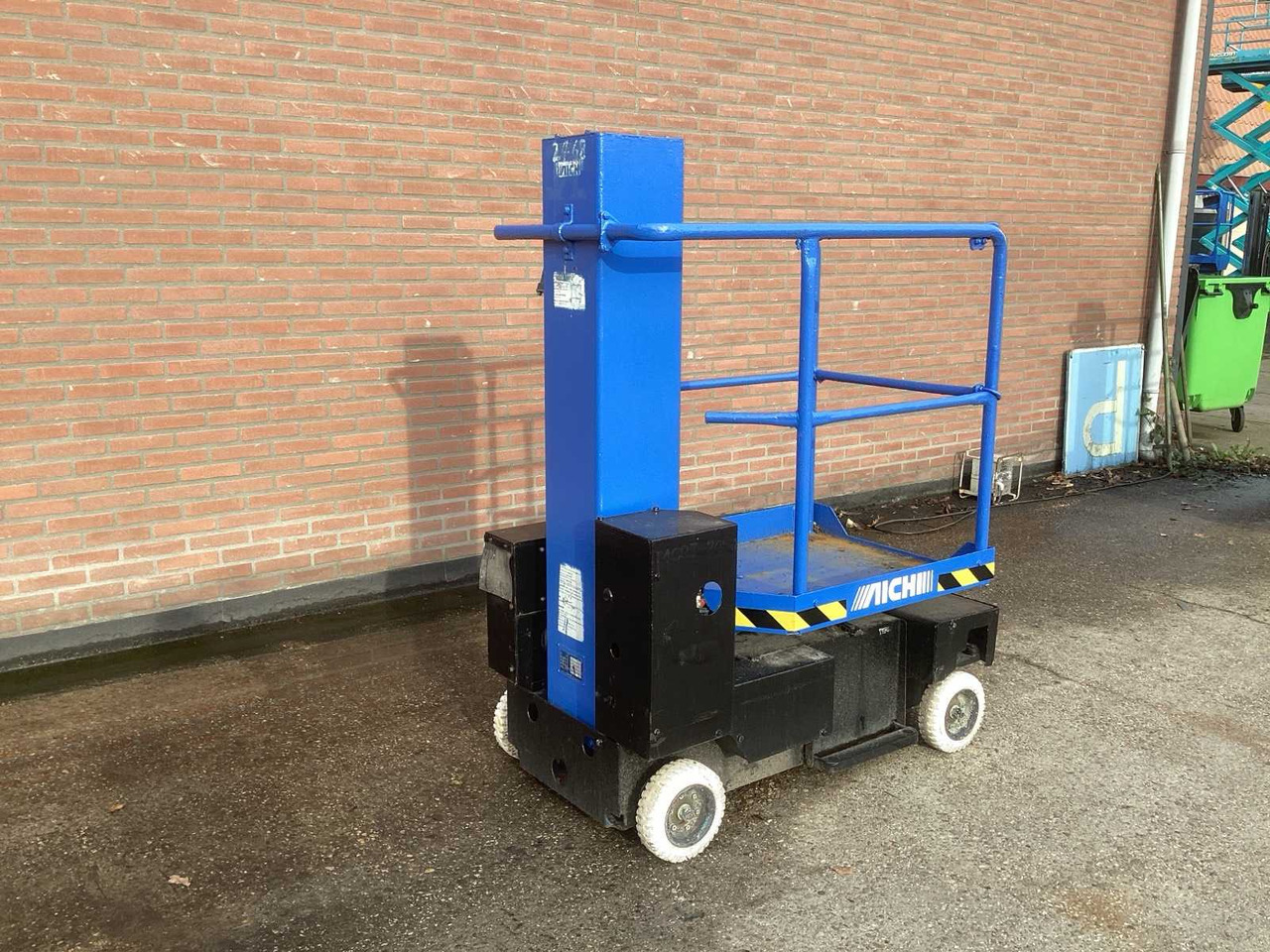 2007 AICHI SV04B AERIAL PLATFORM - Aerial platform: picture 3 2007 AICHI SV04B AERIAL PLATFORM - Aerial platform: picture 3