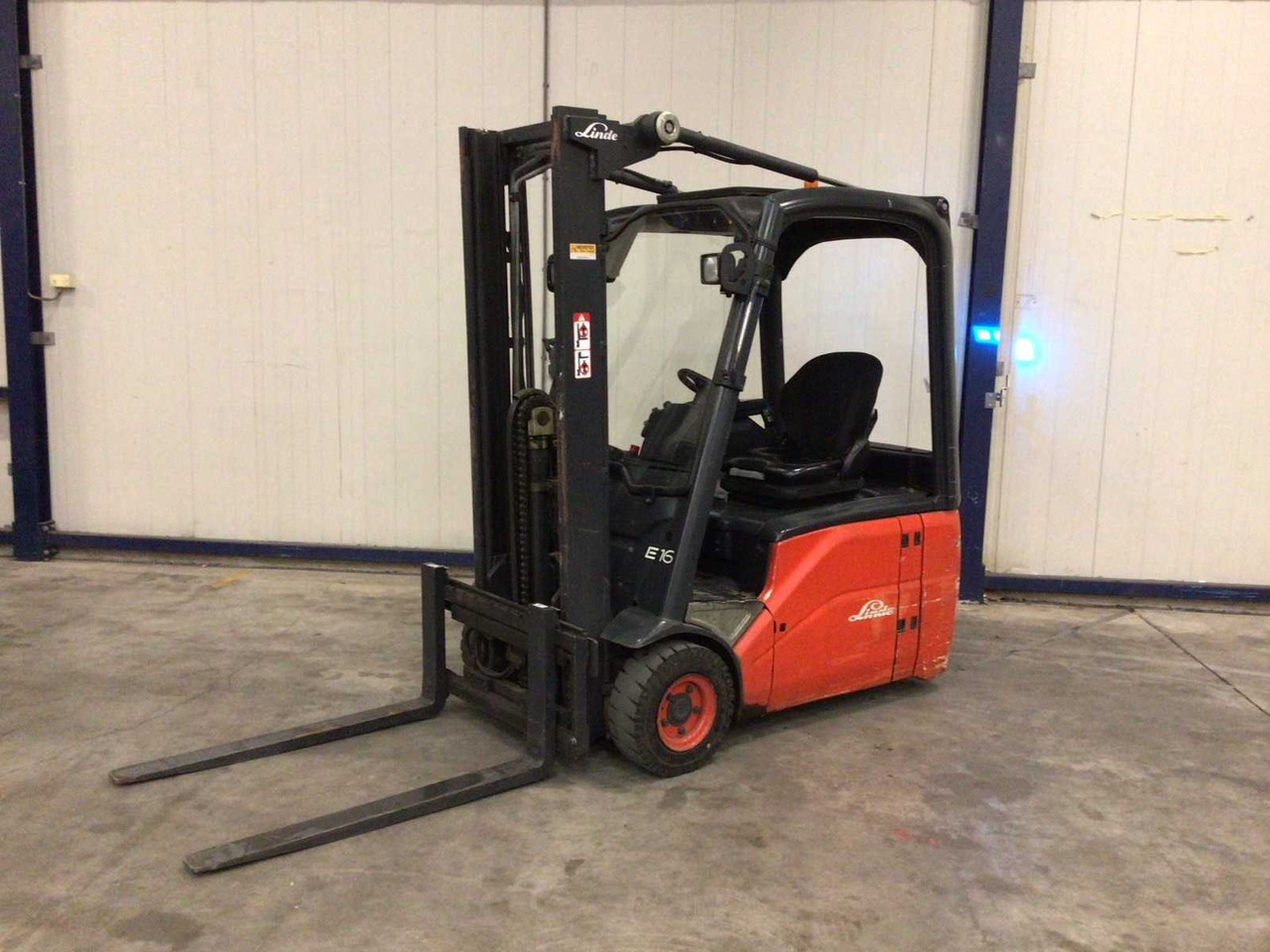 2007 LINDE E16 FORKLIFT - Forklift: picture 1 2007 LINDE E16 FORKLIFT - Forklift: picture 1