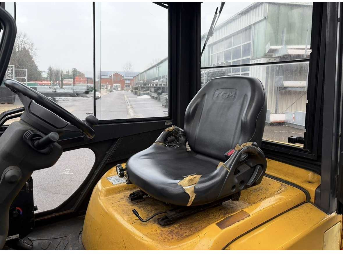 2009 TCM FD30T3 - FORKLIFT - Forklift: picture 5 2009 TCM FD30T3 - FORKLIFT - Forklift: picture 5