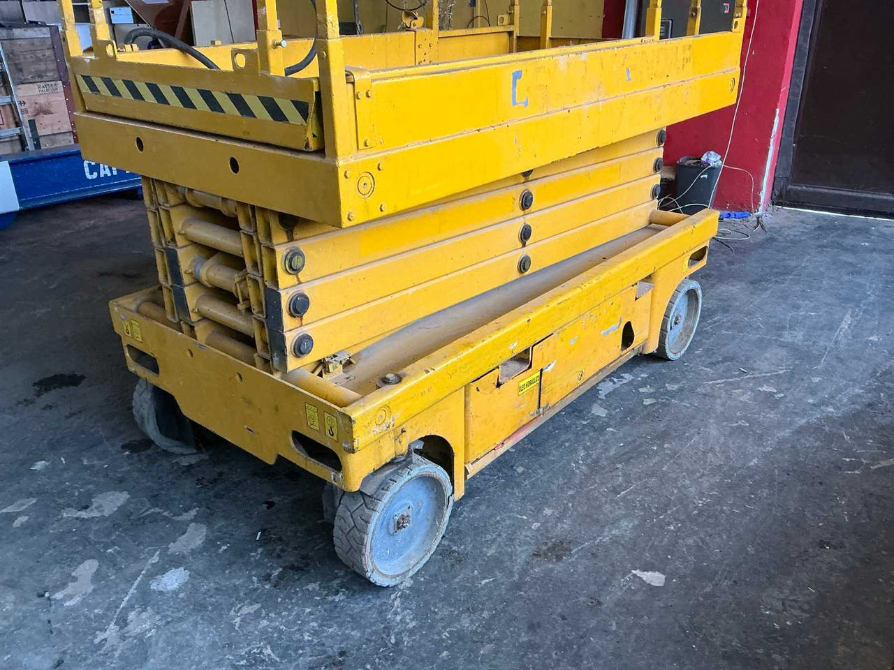 2010 HAULOTTE COMPACT 12 AERIAL WORK PLATFORMS - Aerial platform: picture 3 2010 HAULOTTE COMPACT 12 AERIAL WORK PLATFORMS - Aerial platform: picture 3