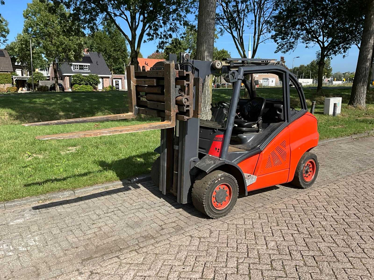 2010 LINDE H50D FORKLIFT - Forklift: picture 2 2010 LINDE H50D FORKLIFT - Forklift: picture 2