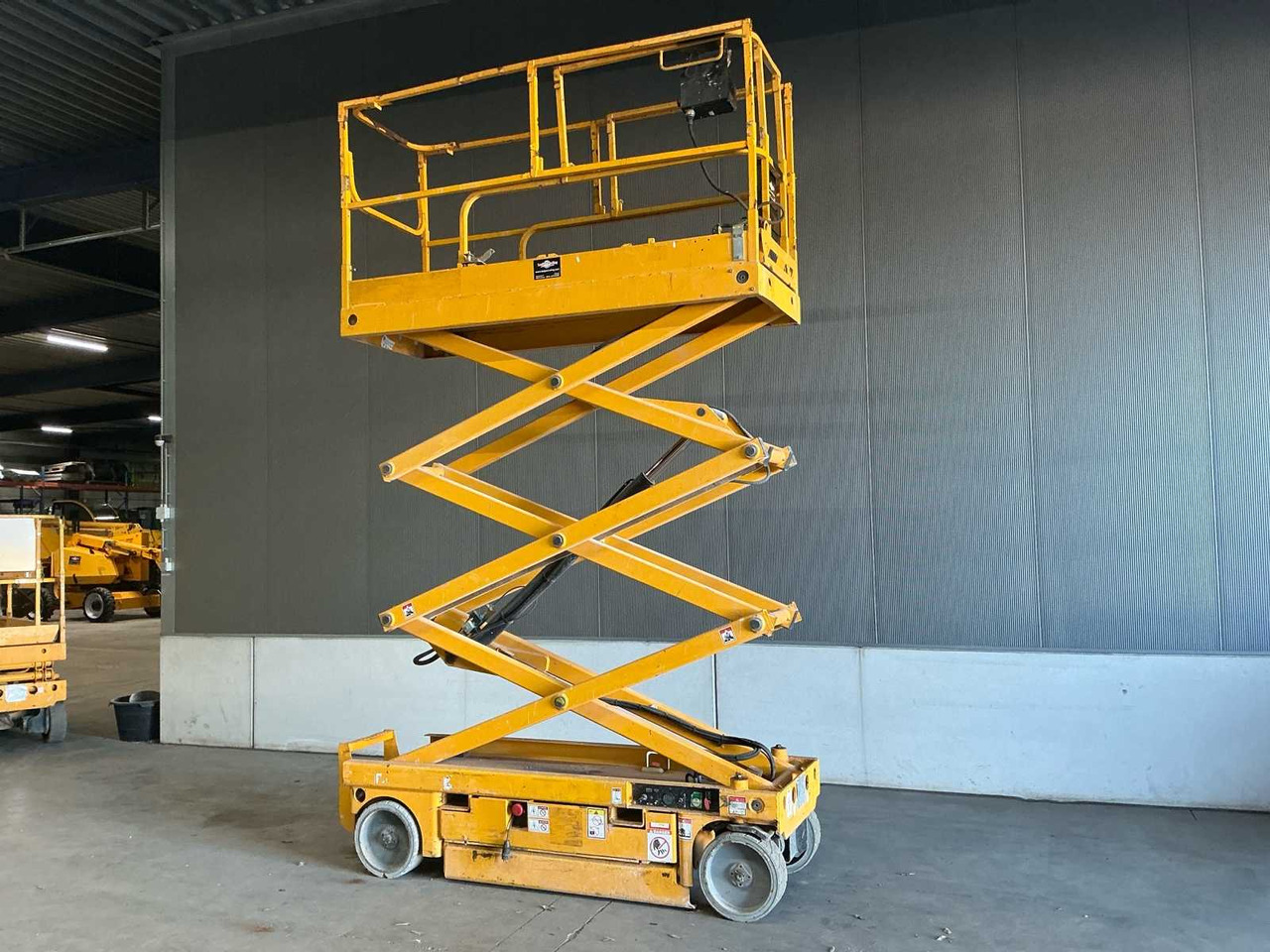 Aerial platform 2012 HAULOTTE COMPACT 8 AERIAL PLATFORM: picture 16