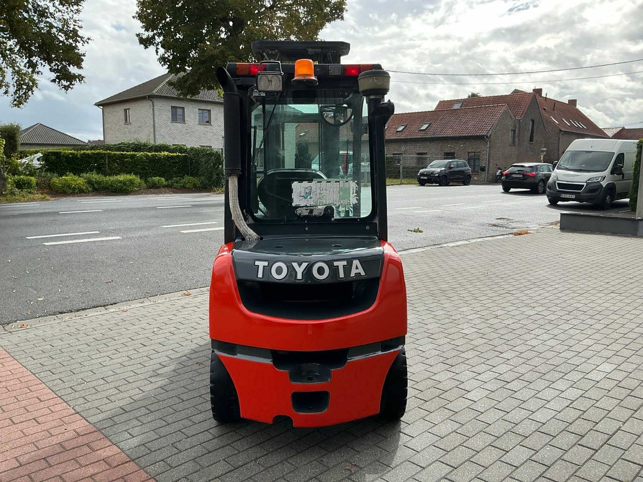 2012 TOYOTA 02-8FDF25 FORKLIFT - Forklift: picture 4 2012 TOYOTA 02-8FDF25 FORKLIFT - Forklift: picture 4