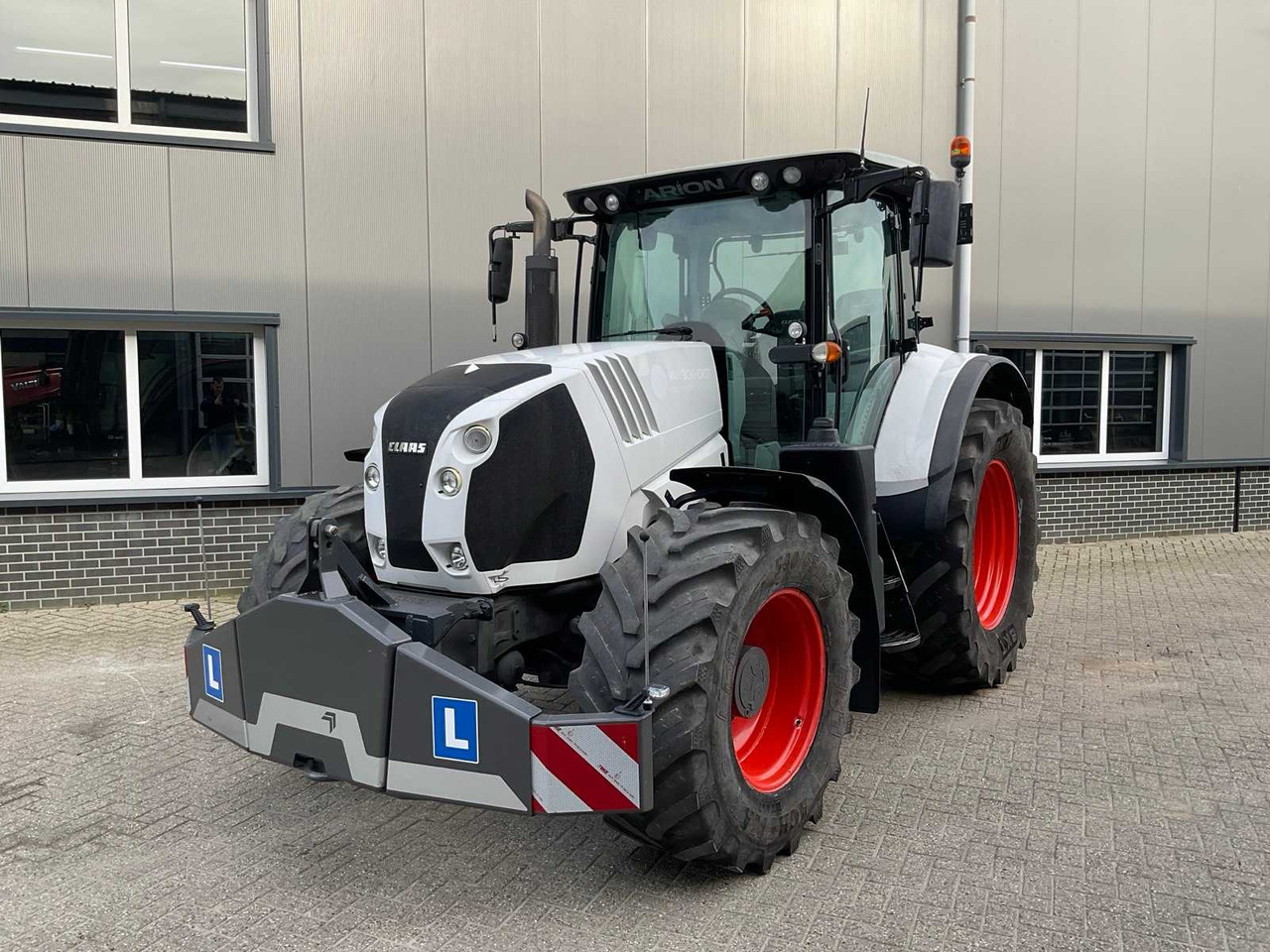 2013 CLAAS ARION 630 ALL-WHEEL DRIVE FARM TRACTOR - Farm tractor: picture 2 2013 CLAAS ARION 630 ALL-WHEEL DRIVE FARM TRACTOR - Farm tractor: picture 2