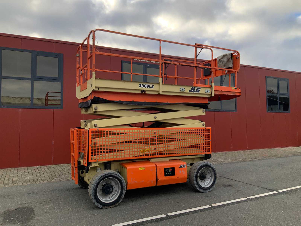 Aerial platform 2016 JLG 3369LE AERIAL WORK PLATFORM: picture 11 Aerial platform 2016 JLG 3369LE AERIAL WORK PLATFORM: picture 11