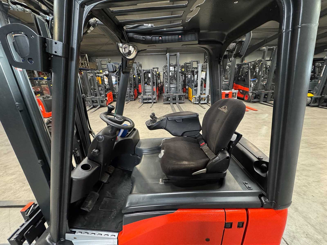Forklift 2017 SERVICE+UVV 11/2026 LINDE E16 1,600KG ELECTRIC FORKLIFT 5,866 HOURS: picture 14 Forklift 2017 SERVICE+UVV 11/2026 LINDE E16 1,600KG ELECTRIC FORKLIFT 5,866 HOURS: picture 14