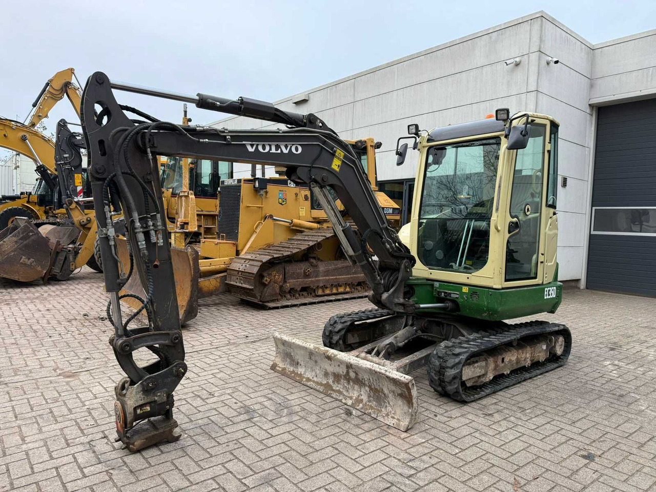 2017 VOLVO EC35D MIDI EXCAVATOR - Excavator: picture 1 2017 VOLVO EC35D MIDI EXCAVATOR - Excavator: picture 1