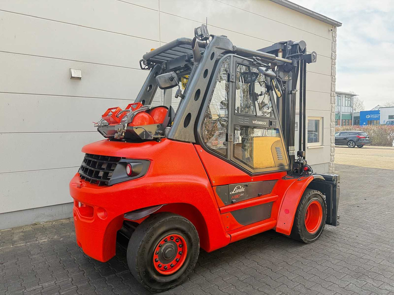 2018 LINDE H80T H80 8,000KG GAS FORKLIFT FORKLIFT 3+4TH VALVE 9,232 HOURS. - Forklift: picture 4 2018 LINDE H80T H80 8,000KG GAS FORKLIFT FORKLIFT 3+4TH VALVE 9,232 HOURS. - Forklift: picture 4