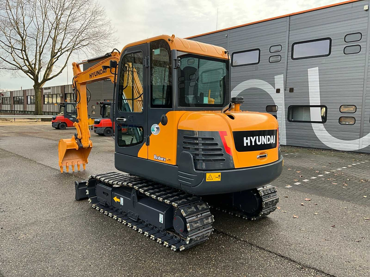 2020 HYUNDAI ROBEX 60 MIDI EXCAVATOR - Excavator: picture 3 2020 HYUNDAI ROBEX 60 MIDI EXCAVATOR - Excavator: picture 3