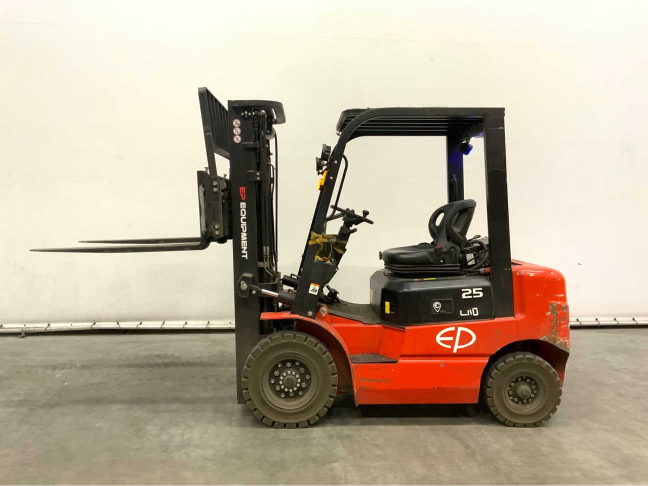 2022 EP EFL252 FORKLIFT - Forklift: picture 5 2022 EP EFL252 FORKLIFT - Forklift: picture 5