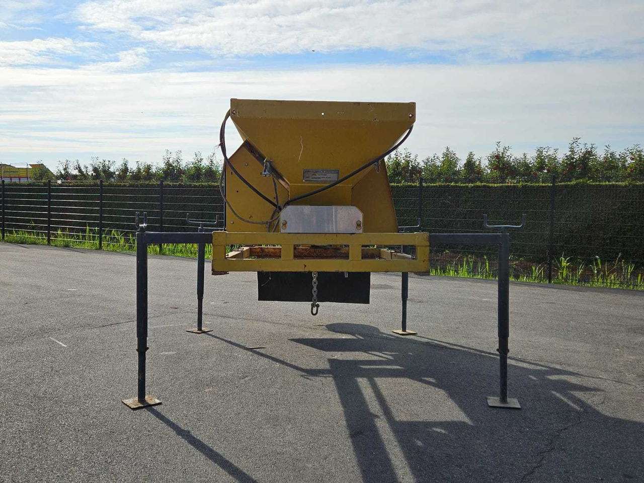 Nido 1003 - Agricultural machinery: picture 5 Nido 1003 - Agricultural machinery: picture 5