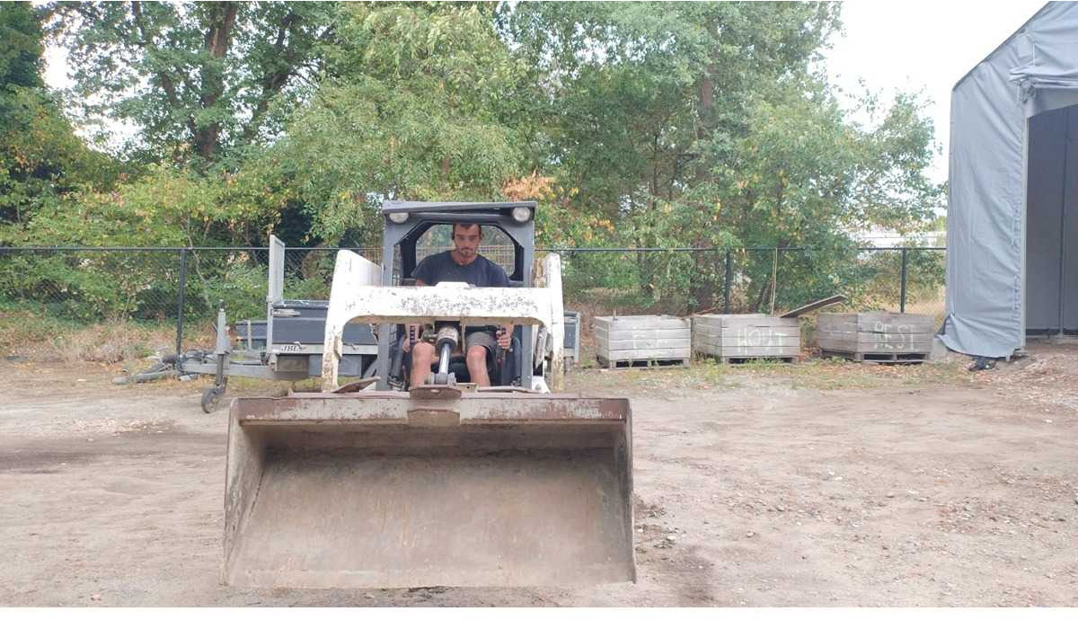 BOBCAT - 743 - SKID STEER LOADER - Bulldozer: picture 3 BOBCAT - 743 - SKID STEER LOADER - Bulldozer: picture 3