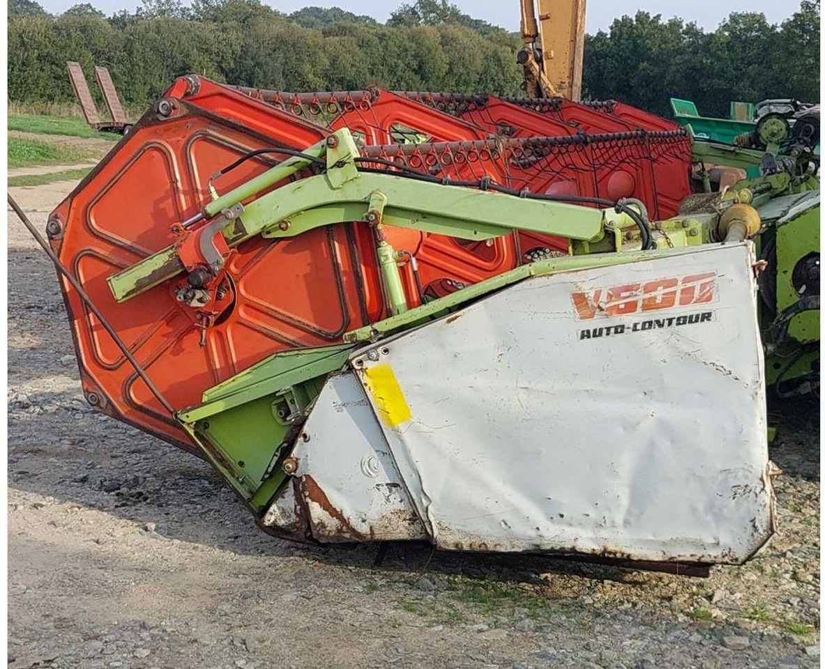 Claas V600 - Combine harvester: picture 5 Claas V600 - Combine harvester: picture 5
