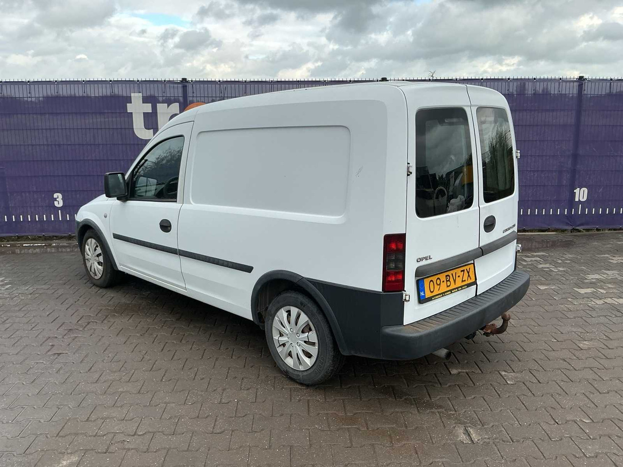 2006 - OPEL - COMBO - 1.3 CDTI CITY - COMMERCIAL VEHICLE - Commercial vehicle: picture 3 2006 - OPEL - COMBO - 1.3 CDTI CITY - COMMERCIAL VEHICLE - Commercial vehicle: picture 3