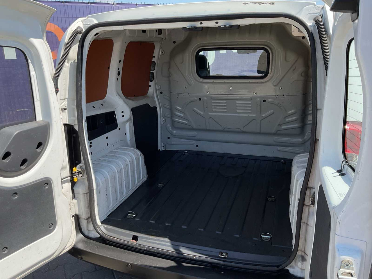 2009 - FIAT - FIORINO - 1.3 MJ SX - COMMERCIAL VEHICLE - Commercial vehicle: picture 5 2009 - FIAT - FIORINO - 1.3 MJ SX - COMMERCIAL VEHICLE - Commercial vehicle: picture 5