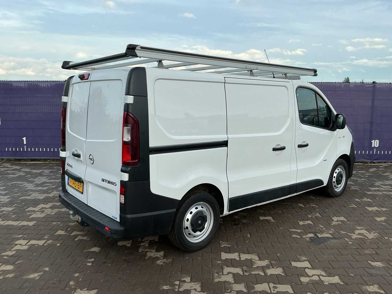 2016 - OPEL - VIVARO - 1.6 CDTI L1H1 SP ECO - COMMERCIAL VEHICLE - Commercial vehicle: picture 4 2016 - OPEL - VIVARO - 1.6 CDTI L1H1 SP ECO - COMMERCIAL VEHICLE - Commercial vehicle: picture 4