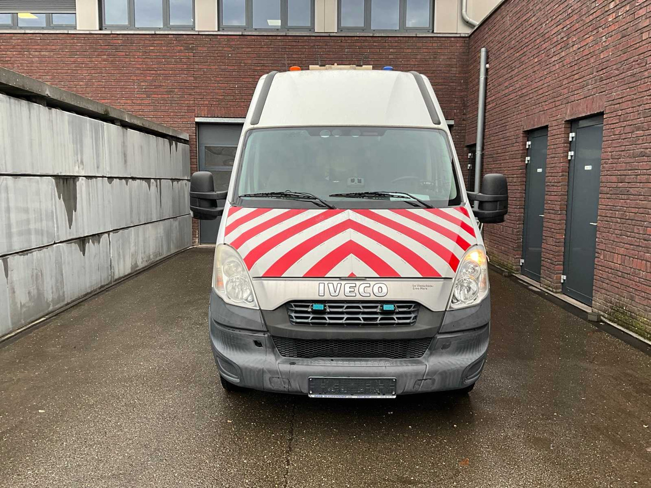 IVECO DAILY 50C18V - COMMERCIAL VEHICLE - Commercial vehicle: picture 2 IVECO DAILY 50C18V - COMMERCIAL VEHICLE - Commercial vehicle: picture 2