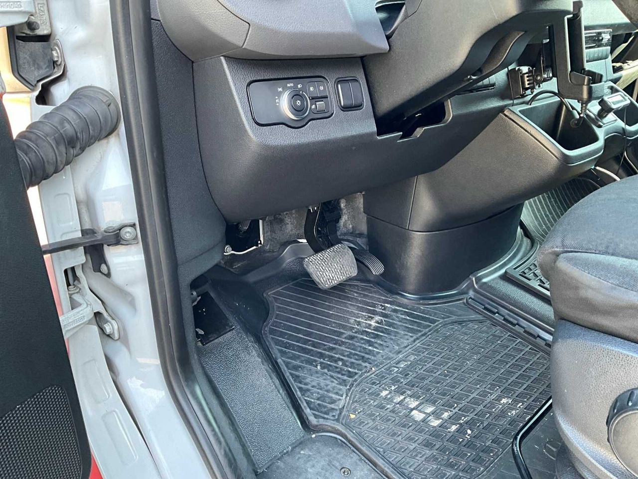 Commercial vehicle MERCEDES-BENZ SPRINTER 419 CDI AMBULANCE ITW: picture 20 Commercial vehicle MERCEDES-BENZ SPRINTER 419 CDI AMBULANCE ITW: picture 20