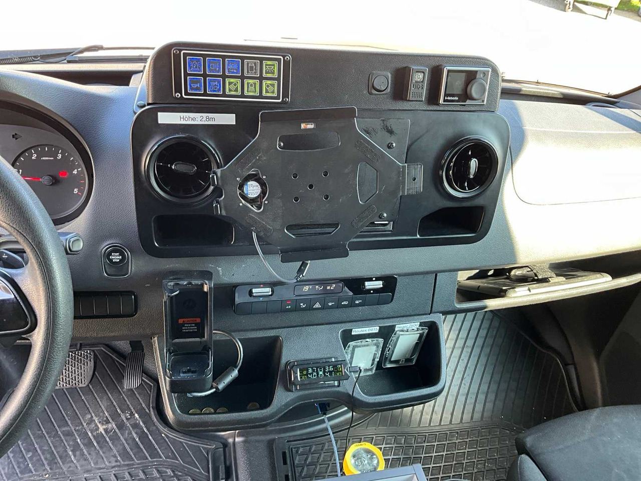 Commercial vehicle MERCEDES-BENZ SPRINTER 419 CDI AMBULANCE ITW: picture 13 Commercial vehicle MERCEDES-BENZ SPRINTER 419 CDI AMBULANCE ITW: picture 13