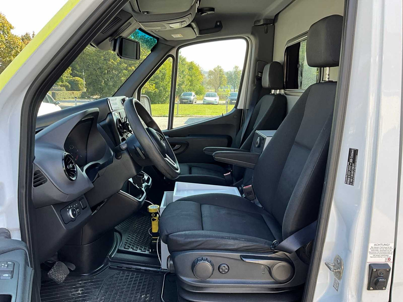 Commercial vehicle MERCEDES-BENZ SPRINTER 419 CDI AMBULANCE ITW: picture 7 Commercial vehicle MERCEDES-BENZ SPRINTER 419 CDI AMBULANCE ITW: picture 7