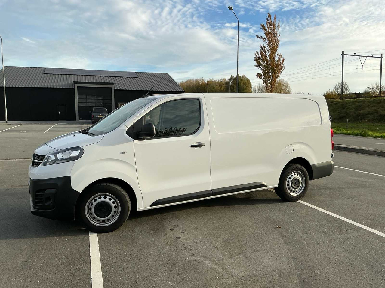 OPEL VIVARO 2.0 145 S&S L3 - Commercial vehicle: picture 2 OPEL VIVARO 2.0 145 S&S L3 - Commercial vehicle: picture 2