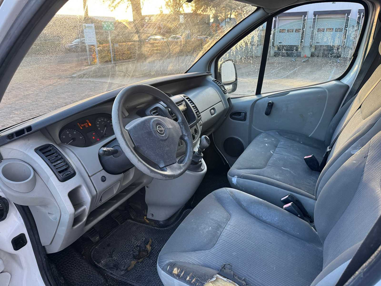 OPEL - VIVARO - 2.0 CDTI L1H1 - COMMERCIAL VEHICLE - Commercial vehicle: picture 5 OPEL - VIVARO - 2.0 CDTI L1H1 - COMMERCIAL VEHICLE - Commercial vehicle: picture 5