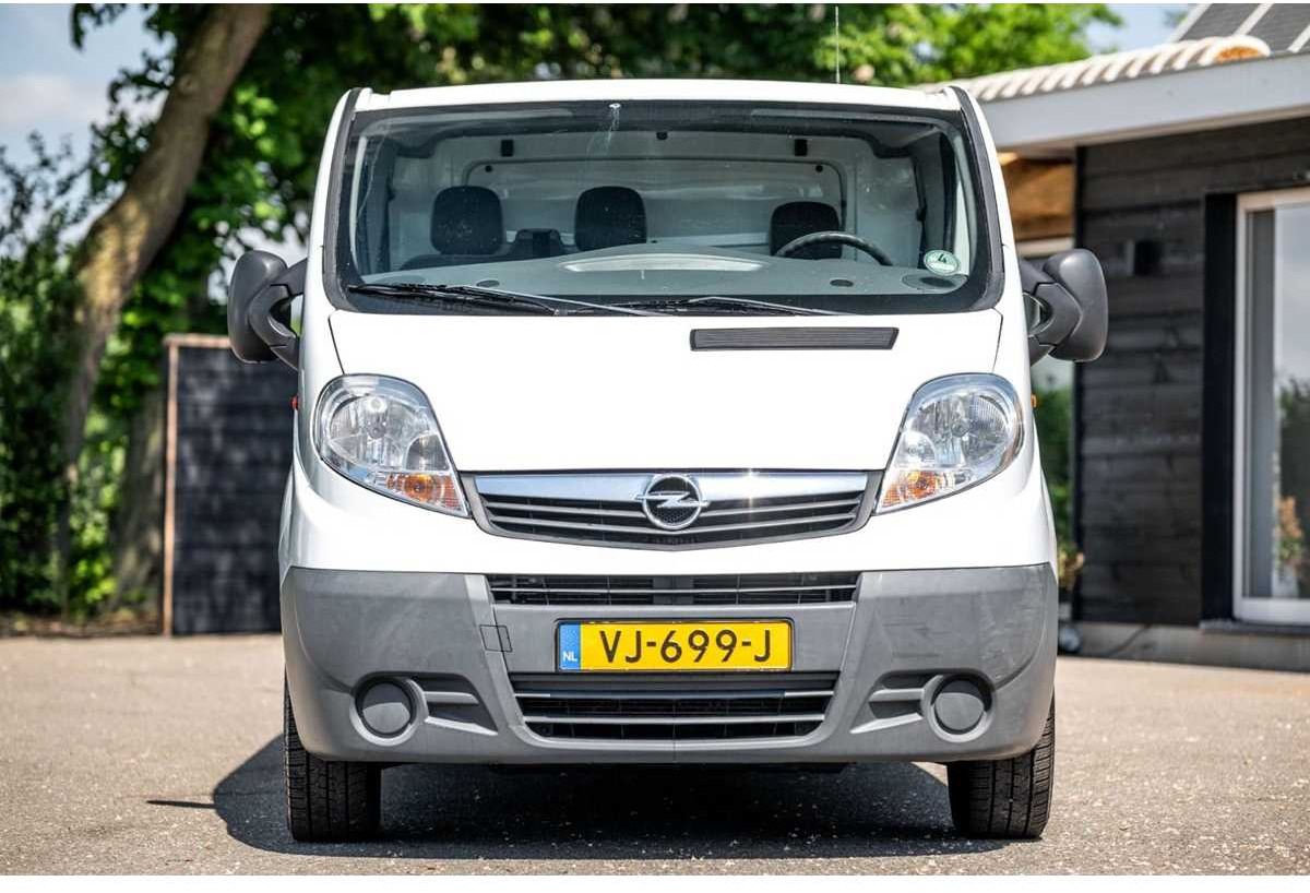 OPEL - VIVARO - 2.0 CDTI L2H1 DC ECO - 1ST OWNER - RAMP - COMMERCIAL VEHICLE - VJ-699-J - Commercial vehicle: picture 4 OPEL - VIVARO - 2.0 CDTI L2H1 DC ECO - 1ST OWNER - RAMP - COMMERCIAL VEHICLE - VJ-699-J - Commercial vehicle: picture 4