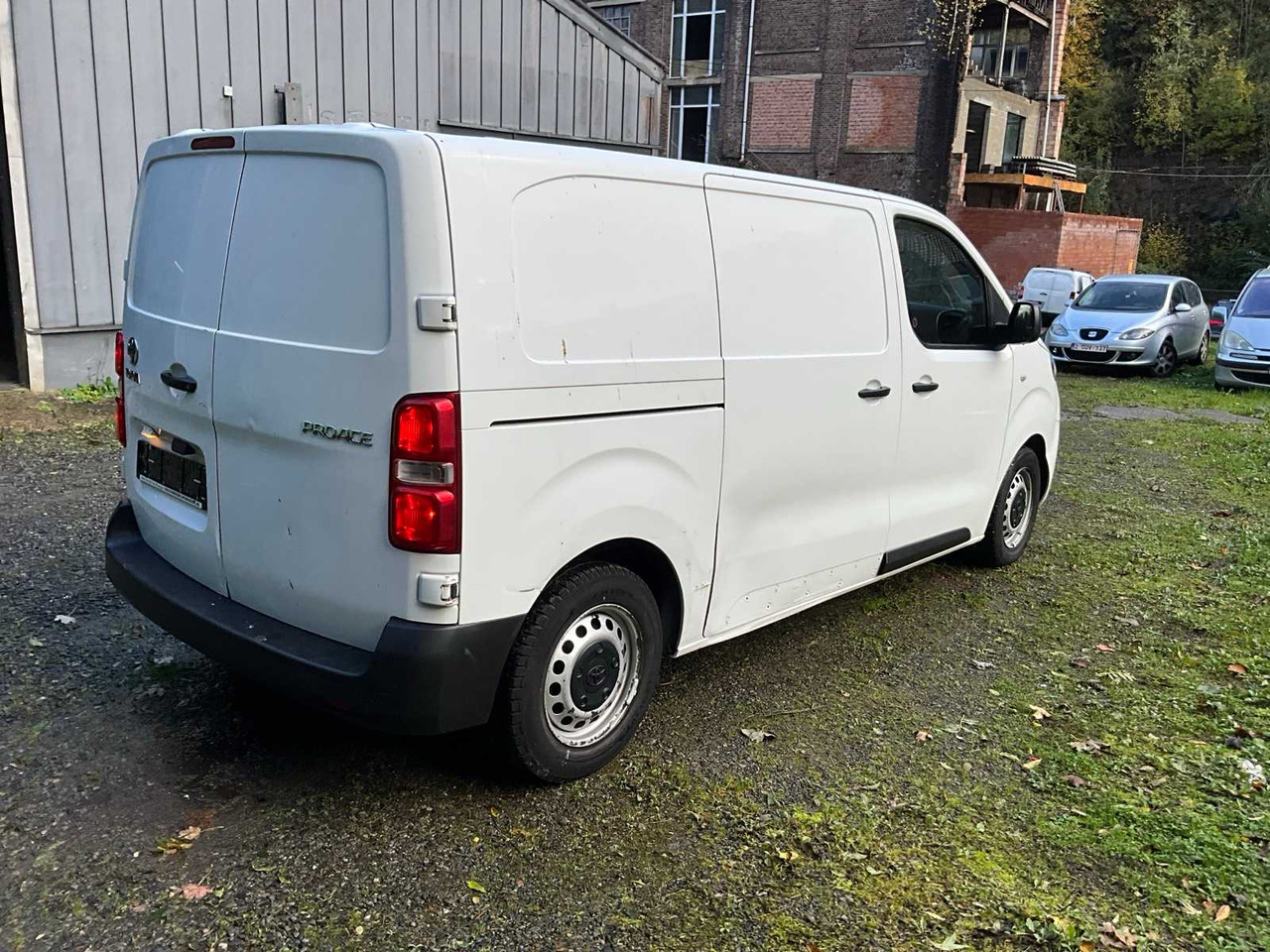 TOYOTA PROACE COMMERCIAL VEHICLE - Commercial vehicle: picture 5 TOYOTA PROACE COMMERCIAL VEHICLE - Commercial vehicle: picture 5