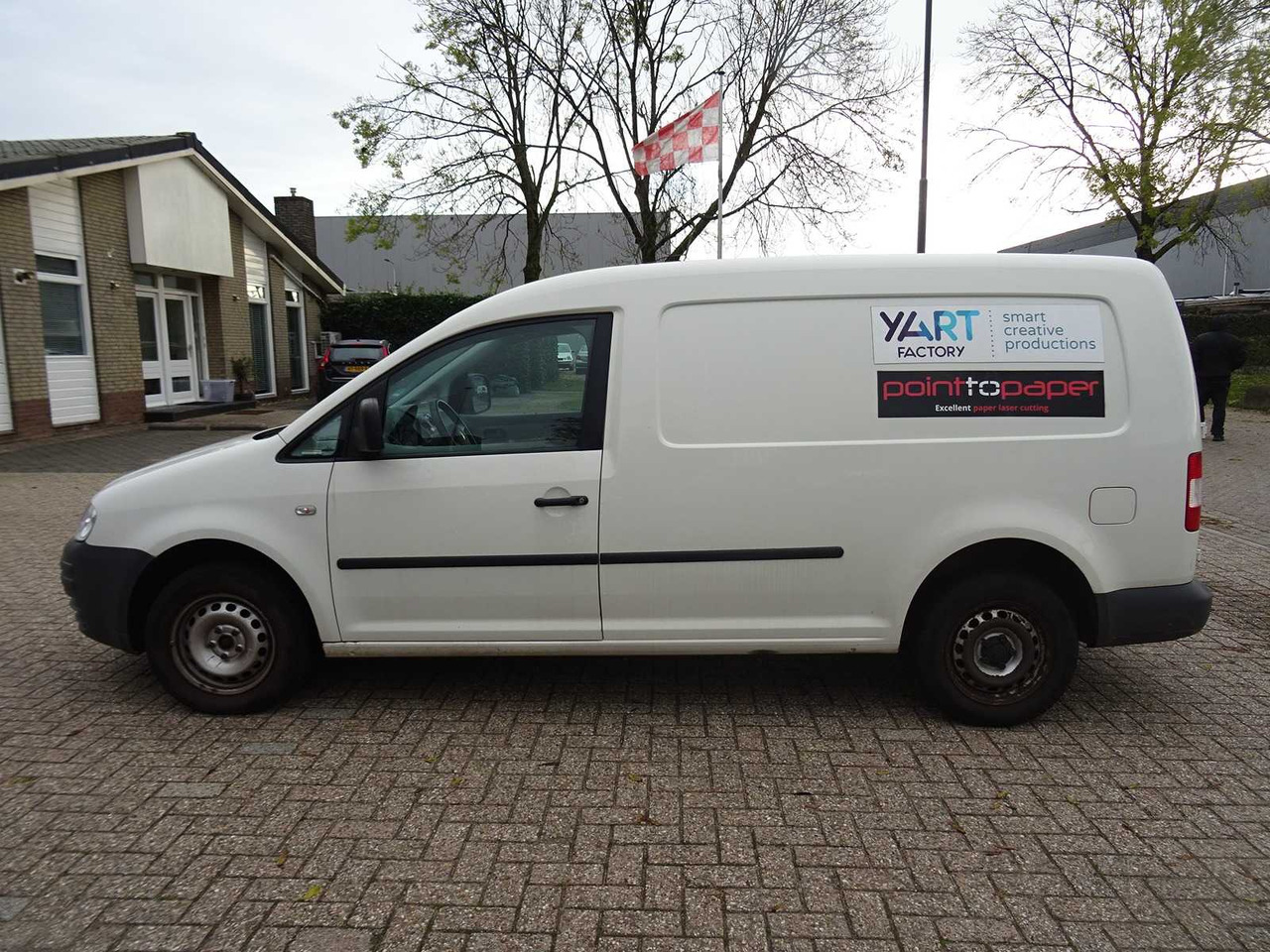 VOLKSWAGEN - CADDY - 1.9 TDI MAXI - COMMERCIAL VEHICLE - Commercial vehicle: picture 2 VOLKSWAGEN - CADDY - 1.9 TDI MAXI - COMMERCIAL VEHICLE - Commercial vehicle: picture 2