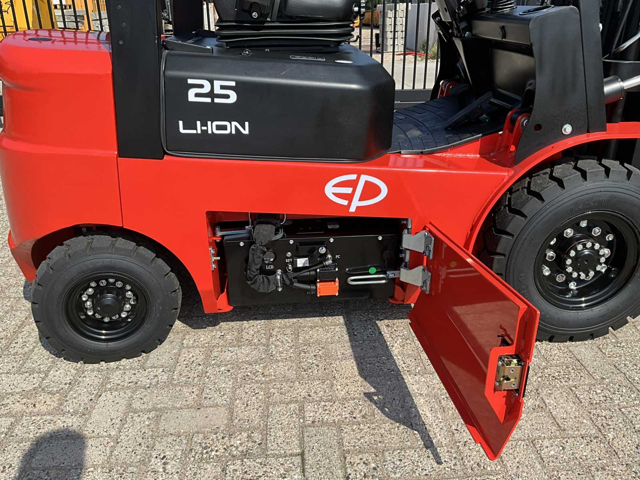 Forklift EP - 2025 - EFL 252 XS - FORKLIFT TRUCK: picture 19 Forklift EP - 2025 - EFL 252 XS - FORKLIFT TRUCK: picture 19