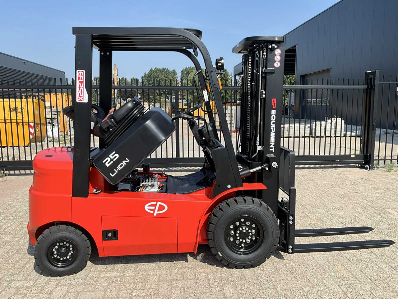 Forklift EP - 2025 - EFL 252 XS - FORKLIFT TRUCK: picture 14 Forklift EP - 2025 - EFL 252 XS - FORKLIFT TRUCK: picture 14