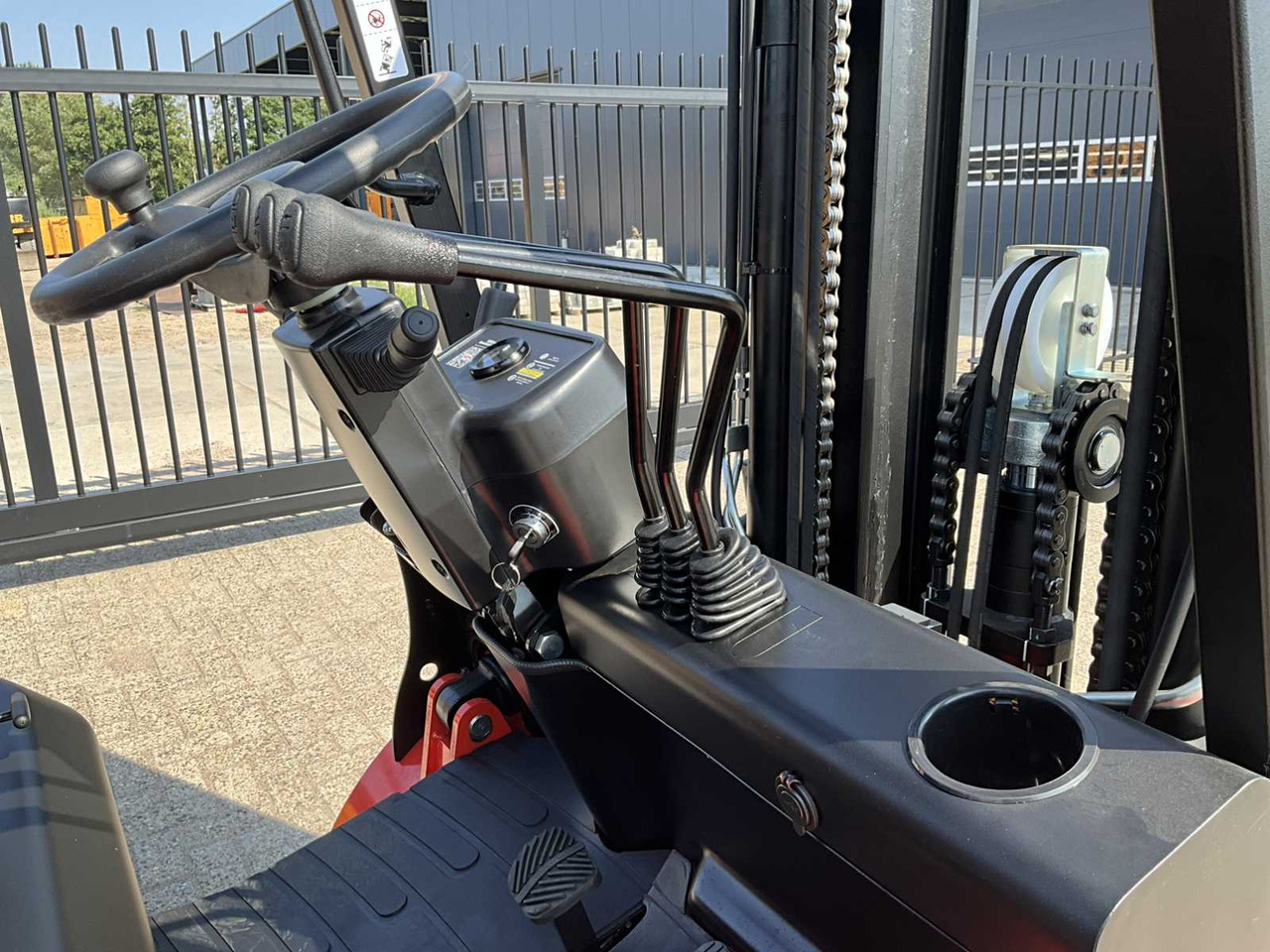 Forklift EP - 2025 - EFL 252 XS - FORKLIFT TRUCK: picture 13 Forklift EP - 2025 - EFL 252 XS - FORKLIFT TRUCK: picture 13