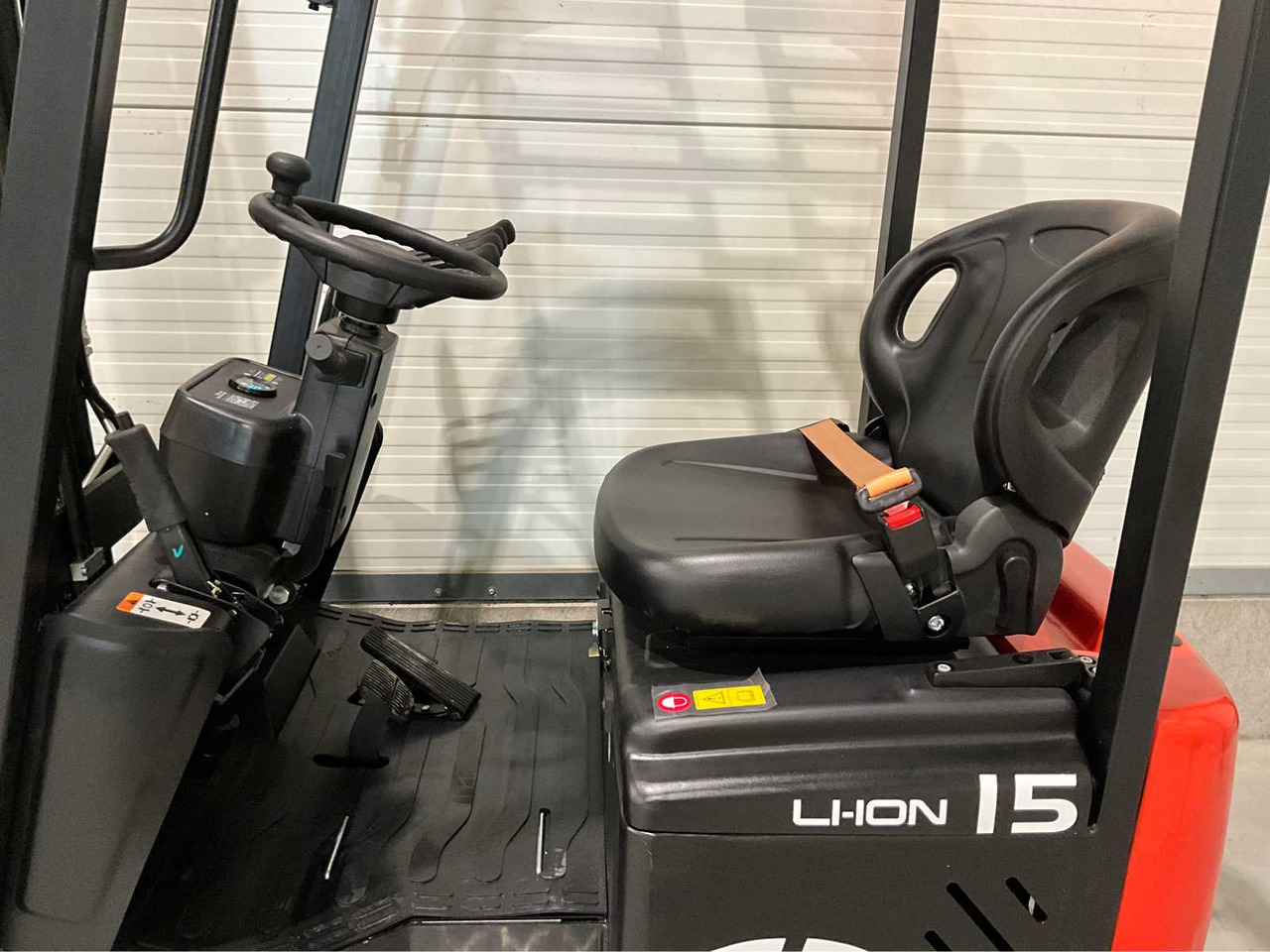 Forklift EP - 2025 - EFS 151 - FORKLIFT TRUCK: picture 13 Forklift EP - 2025 - EFS 151 - FORKLIFT TRUCK: picture 13