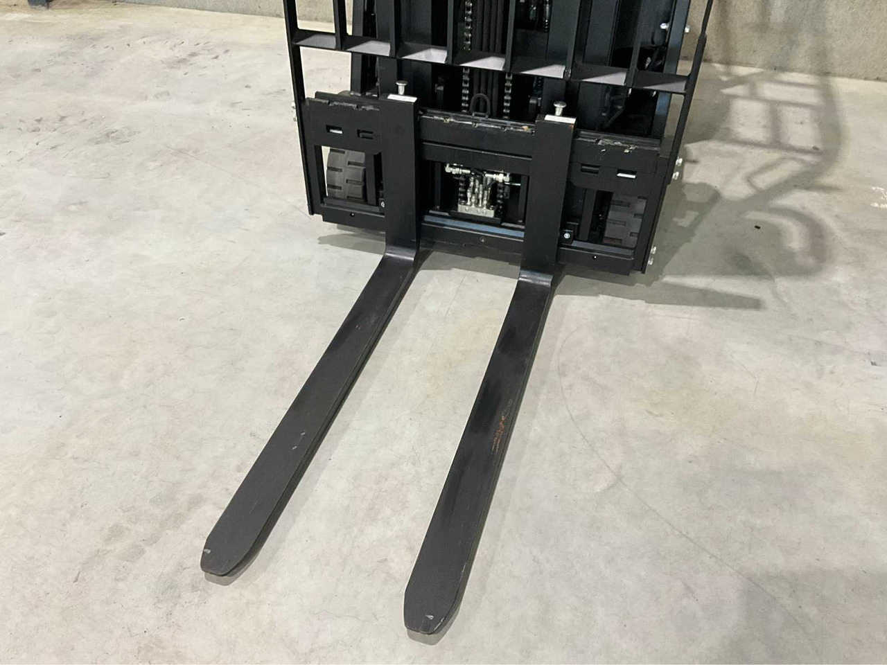 Forklift EP - 2025 - EFS 151 - FORKLIFT TRUCK: picture 12 Forklift EP - 2025 - EFS 151 - FORKLIFT TRUCK: picture 12