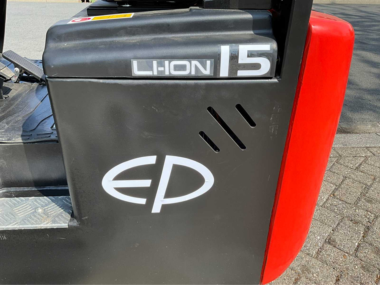 Forklift EP EFS 151 - 4.35 METER TRIPLEX, LI-ION, FREE-LIFT, SIDE-SHIFT - FORKLIFT: picture 21 Forklift EP EFS 151 - 4.35 METER TRIPLEX, LI-ION, FREE-LIFT, SIDE-SHIFT - FORKLIFT: picture 21