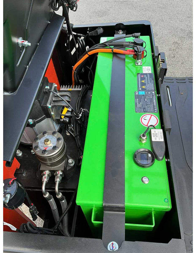 Forklift EP EFS 151 - 4.35 METER TRIPLEX, LI-ION, FREE-LIFT, SIDE-SHIFT - FORKLIFT: picture 24 Forklift EP EFS 151 - 4.35 METER TRIPLEX, LI-ION, FREE-LIFT, SIDE-SHIFT - FORKLIFT: picture 24