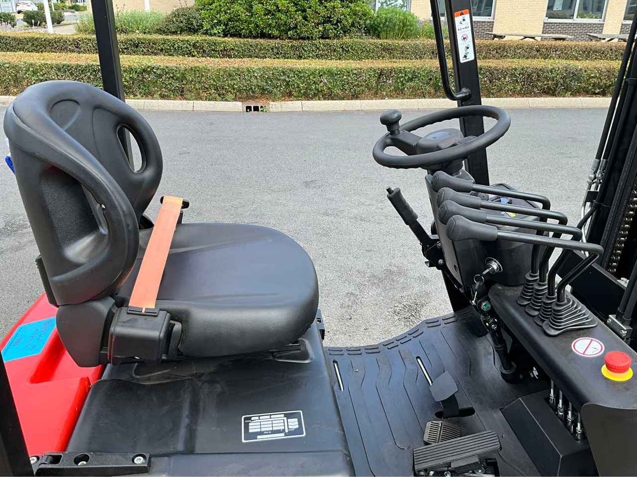 Forklift EP EFS 151 - 4.35 METER TRIPLEX, LI-ION, FREE-LIFT, SIDE-SHIFT - FORKLIFT: picture 13 Forklift EP EFS 151 - 4.35 METER TRIPLEX, LI-ION, FREE-LIFT, SIDE-SHIFT - FORKLIFT: picture 13