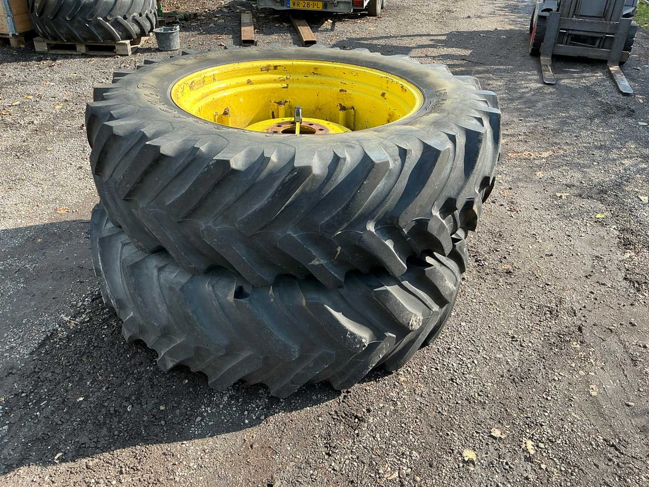 Firestone Radial 7000 - Wheels and tires for Farm tractor: picture 3 Firestone Radial 7000 - Wheels and tires for Farm tractor: picture 3